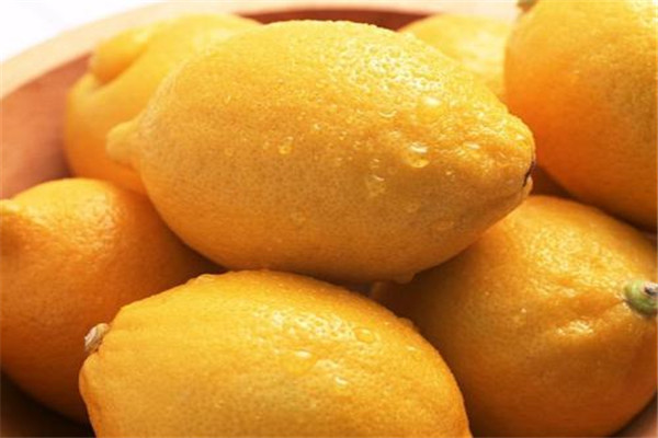 柠檬可以保存多久 柠檬的保存方法有哪些（冰箱冷藏）305 / 作者:UFO爱好者 / 帖子ID:88181