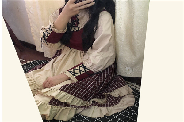 轻lo和lolita的区别 轻lo是比较日常的服装119 / 作者:UFO爱好者 / 帖子ID:88074
