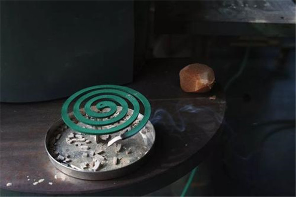 蚊香在封闭室内会中毒 蚊香中毒了怎么办953 / 作者:UFO爱好者 / 帖子ID:88186