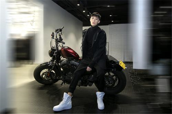 cncn是什么档次 是中低档的男装品牌（休闲装）508 / 作者:UFO爱好者 / 帖子ID:87798