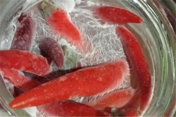 泡菜里面有白花怎么办 怎么避免泡菜长白花517 / 作者:UFO爱好者 / 帖子ID:87609