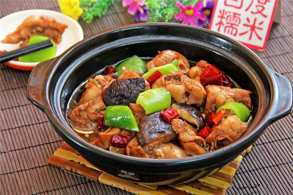 黄焖鸡的鸡肉是什么部分的肉 黄焖鸡为什么这么便宜232 / 作者:UFO爱好者 / 帖子ID:87114