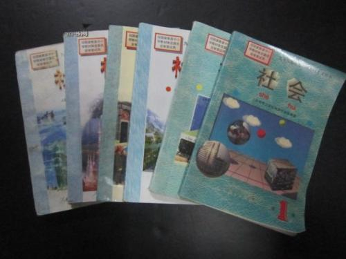 旧教材课本属于什么垃圾 属于可回收垃圾范畴224 / 作者:UFO爱好者 / 帖子ID:87254