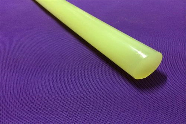 粘布料用什么胶水 万能胶或者是水性不干胶粘布料296 / 作者:UFO爱好者 / 帖子ID:87492