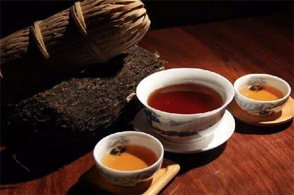 安化黑茶的作用有哪些 喝安化黑茶对身体有什么好处409 / 作者:UFO爱好者 / 帖子ID:87495