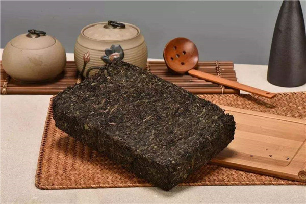 安化黑茶的作用有哪些 喝安化黑茶对身体有什么好处224 / 作者:UFO爱好者 / 帖子ID:87495