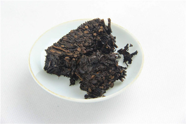 安化黑茶的作用有哪些 喝安化黑茶对身体有什么好处149 / 作者:UFO爱好者 / 帖子ID:87495