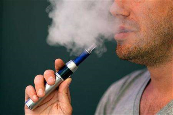 电子烟是否有害健康 电子烟对身体危害有哪些475 / 作者:UFO爱好者 / 帖子ID:87318
