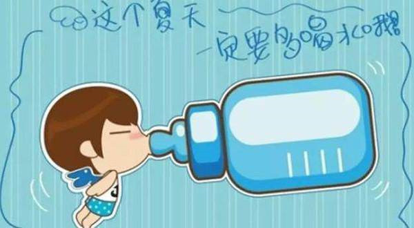 多喝水多排尿的好处有哪些 经常喝水对身体好吗382 / 作者:UFO爱好者 / 帖子ID:87379