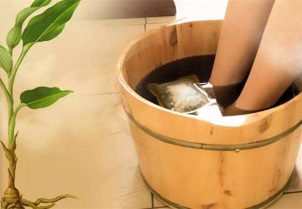 泡脚加什么有助于睡眠 加盐加醋加生姜都可以596 / 作者:UFO爱好者 / 帖子ID:86942
