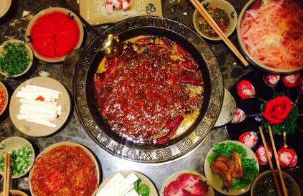 涮火锅先放肉还是先放菜 放菜顺序随意没有太多讲究863 / 作者:UFO爱好者 / 帖子ID:86794