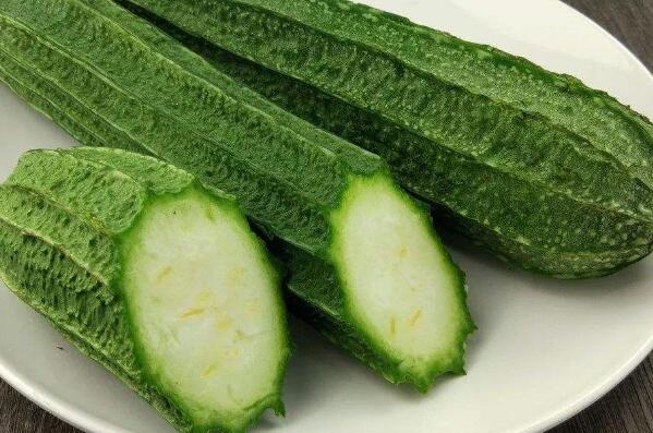 丝瓜和花生可以同食吗 可以一起吃(常见的蔬菜)539 / 作者:UFO爱好者 / 帖子ID:86877 丝瓜和花生可以同食吗 可以一起吃(常见的蔬菜)539 / 作者:UFO爱好者 / 帖子ID:86877