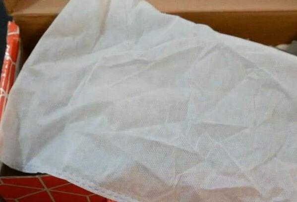 鞋盒的白布是干什么用的 防潮除异味用处很多606 / 作者:UFO爱好者 / 帖子ID:86558