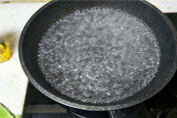 去除玻璃上贴纸的方法 花露水能去除玻璃上的贴纸吗590 / 作者:UFO爱好者 / 帖子ID:84374