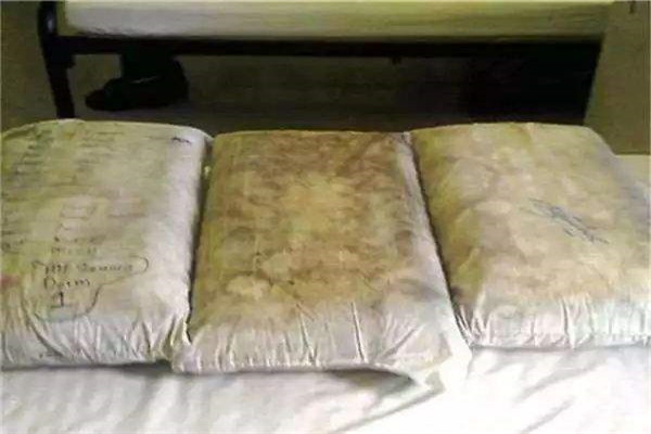 枕芯不能拆发黄怎么洗 枕芯发黄的原因有哪些653 / 作者:UFO爱好者 / 帖子ID:83517