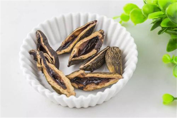 吃梹榔的好处与危害有哪些 经常吃槟榔对身体好吗610 / 作者:UFO爱好者 / 帖子ID:83572