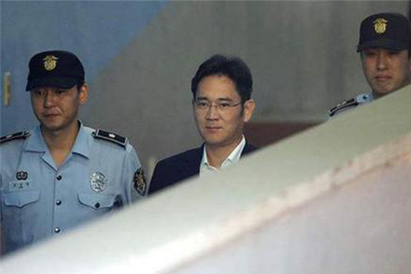 韩国警方无能李炯浩事件 被列为韩国三大悬案之一568 / 作者:UFO爱好者 / 帖子ID:103583