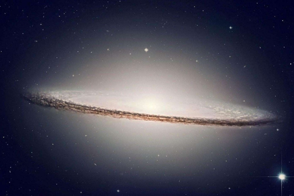 宇宙最隐秘星系：幽灵星系，99%是暗物质(距地3.3亿光年)1000 / 作者:UFO爱好者 / 帖子ID:83065