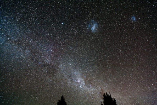 河外星系有哪些?银河系之外观测到10亿个(麦哲伦最近)914 / 作者:UFO爱好者 / 帖子ID:83059