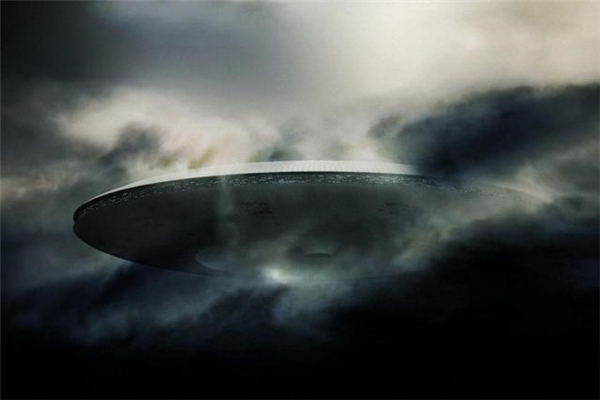 新疆ufo事件悬停5小时 真相原来与俄罗斯有关199 / 作者:UFO爱好者 / 帖子ID:103982