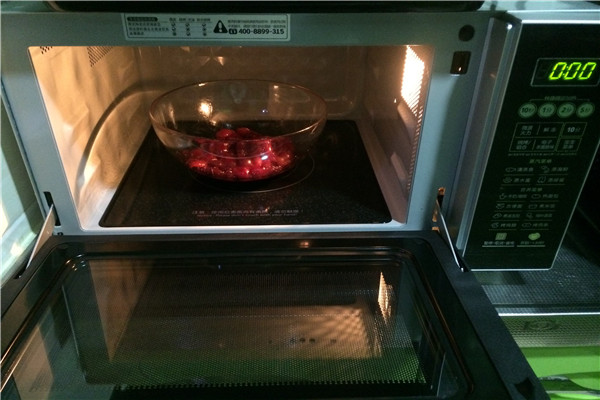 什么样的饭盒可以放进微波炉中？陶瓷和不锈钢皆可416 / 作者:UFO爱好者 / 帖子ID:89939