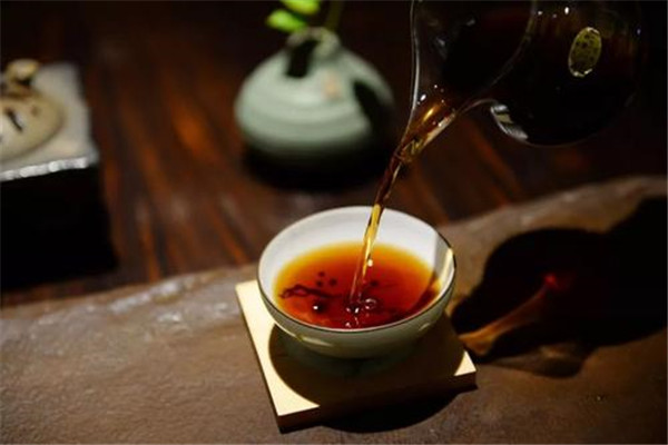 普洱茶可以煮着喝吗 冲泡3-5分钟最合适（香气扑鼻）94 / 作者:UFO爱好者 / 帖子ID:89806
