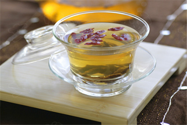 普洱茶和枸杞能一起泡吗 能，适合中老年人（缓解疲劳）729 / 作者:UFO爱好者 / 帖子ID:89808