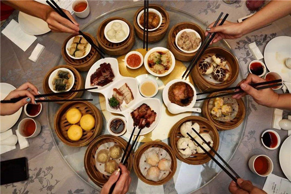 吃饭礼仪的要领和禁忌 吃饭的礼仪有哪些859 / 作者:UFO爱好者 / 帖子ID:89709