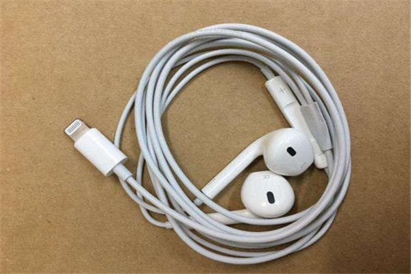 耳机一边没声音能修吗 耳机一边没有声音的原因543 / 作者:UFO爱好者 / 帖子ID:89734