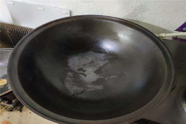 铁锅漏了个小眼，如何修补?三种方式可以修补铁锅273 / 作者:UFO爱好者 / 帖子ID:89684