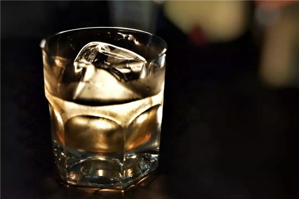 调酒为什么要转冰 调酒加冰块的作用851 / 作者:UFO爱好者 / 帖子ID:89664