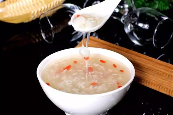 醪糟早上吃还是晚上吃 含有少量的酒精（晚上吃助眠）459 / 作者:UFO爱好者 / 帖子ID:89582