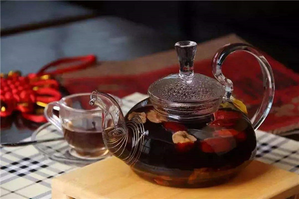 红枣可以和玫瑰花一起泡水喝吗 排毒养颜(多饮易上火)48 / 作者:UFO爱好者 / 帖子ID:89529