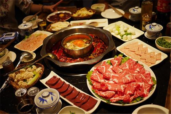 火锅能和牛奶一起吃吗 最佳搭配(火锅伤胃/牛奶护胃)913 / 作者:UFO爱好者 / 帖子ID:89527