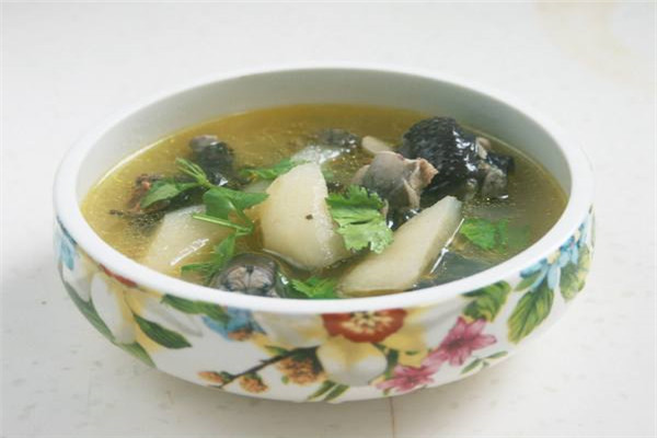 乌鸡和香菜能一起吃吗 营养滋补（但手术患者不建议吃）139 / 作者:UFO爱好者 / 帖子ID:89228