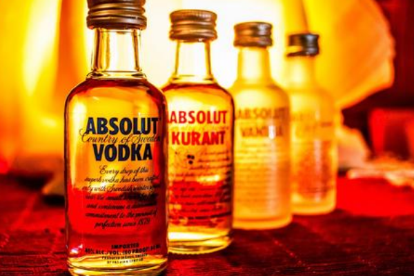 世界八大烈酒有哪些?中国白酒上榜 伏特加酒精浓度达96%576 / 作者:UFO爱好者 / 帖子ID:94984