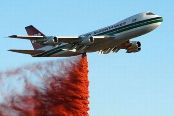 世界上最大的灭火器:专为森林大火研发(能装7.76万升)924 / 作者:UFO爱好者 / 帖子ID:93712