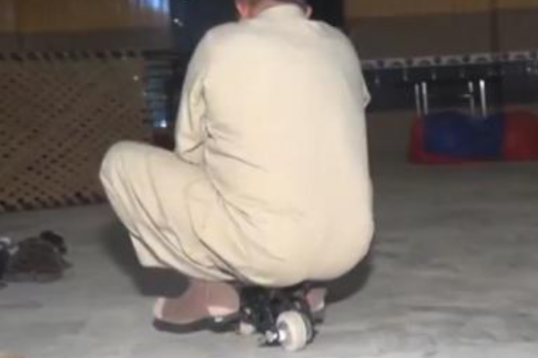 世界上最小的自行车:仅20厘米长(还不足一只脚大)830 / 作者:UFO爱好者 / 帖子ID:93665