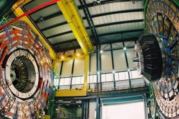 世界上最大的机器:耗费5万吨设备建造(总长27公里)221 / 作者:UFO爱好者 / 帖子ID:93471