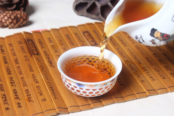 世界上最贵茶叶:每公斤达1040万元(为保护它投保1亿)534 / 作者:UFO爱好者 / 帖子ID:93396