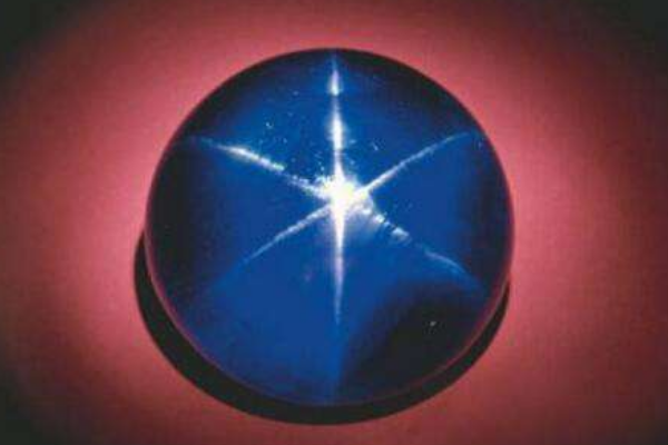 世界第二大星光蓝宝石:重达563克拉(足足有鸭蛋大小)238 / 作者:UFO爱好者 / 帖子ID:93323