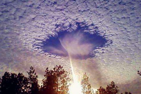 世界上五种罕见的云:水母云上榜 第一被彩虹填满391 / 作者:UFO爱好者 / 帖子ID:93051