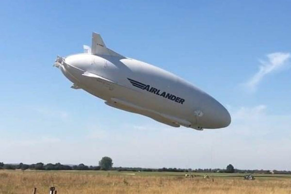 世界上最大的飞艇:需充15个标准泳池的氦气(装载10吨)186 / 作者:UFO爱好者 / 帖子ID:91423