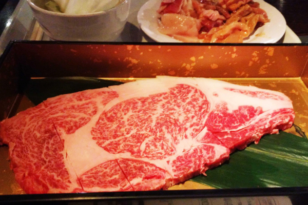 世界最贵的盒饭:一盒就价值28万日元(全使用神户牛)553 / 作者:UFO爱好者 / 帖子ID:91421