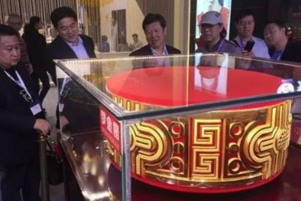 世界上最大的金戒指:重量高达82公斤(远超泰巴之星)785 / 作者:UFO爱好者 / 帖子ID:90660