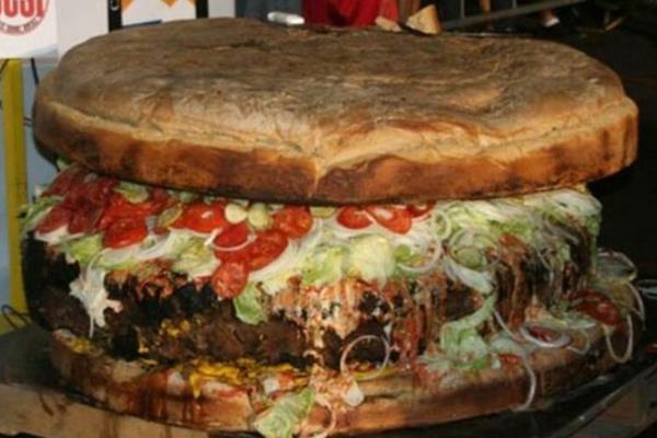 世界上最大的汉堡:肉饼就做了7小时(重量近2吨)669 / 作者:UFO爱好者 / 帖子ID:90610