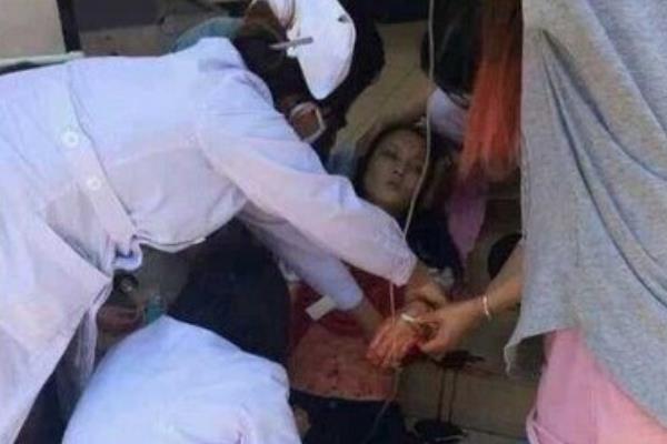 云南大学砍人事件:男子闯女生宿舍追砍(行凶前发威胁信)235 / 作者:UFO爱好者 / 帖子ID:101041