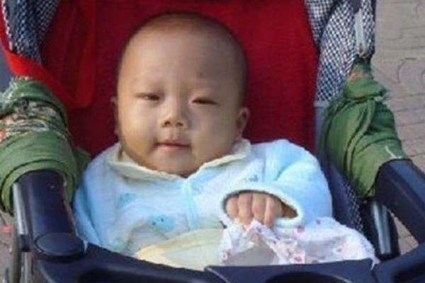 徐宝宝事件医生有错吗?值班玩游戏(重大渎职/吊销执照)551 / 作者:UFO爱好者 / 帖子ID:101084