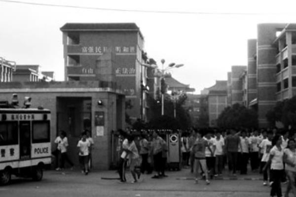 9·14江西学生杀害老师案判决:犯案时未成年(被判十五年)447 / 作者:UFO爱好者 / 帖子ID:100679