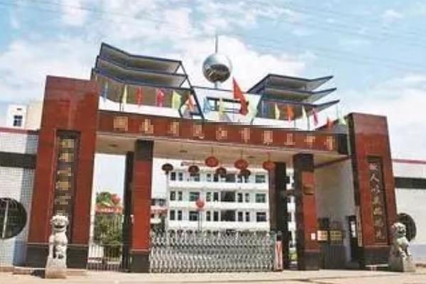 9·14江西学生杀害老师案判决:犯案时未成年(被判十五年)858 / 作者:UFO爱好者 / 帖子ID:100679